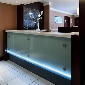 Express Leeds-east By Ihg Hotel